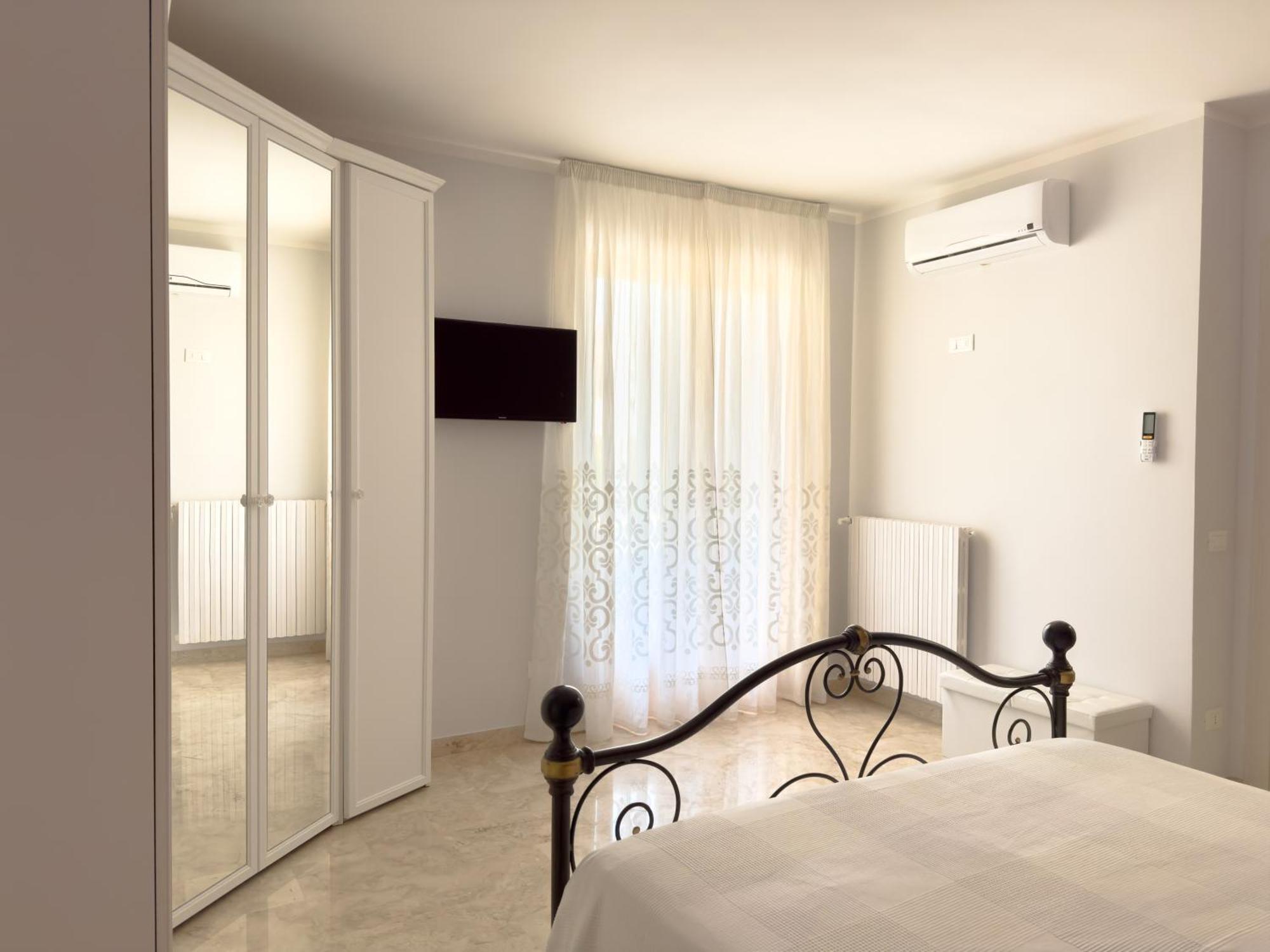 Casa Romualdo Apartment Монополи Екстериор снимка